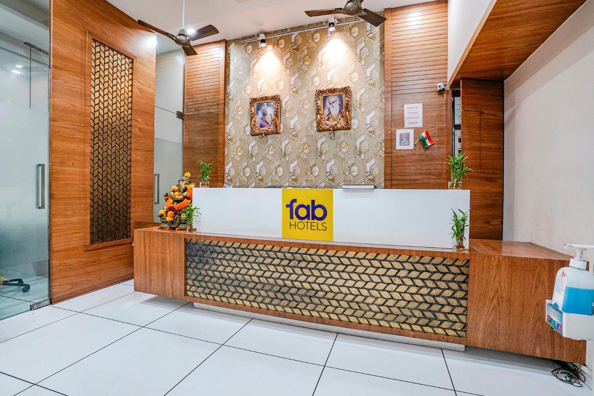 Fabhotel Neelkamal - Chembur Bombaim Exterior foto